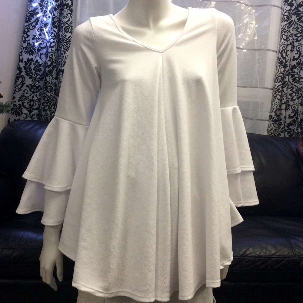 NWT trendy Milly Penzance voluminous ruffle blouse
